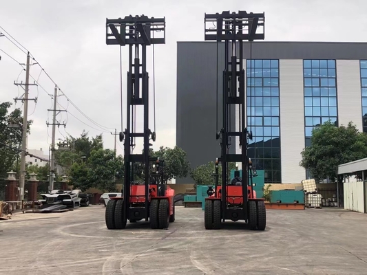 Empilhadeira Diesel 12 Toneladas com Altura de Elevação 6m