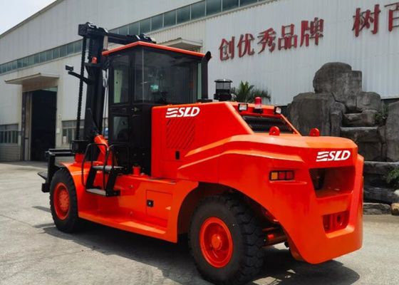 Empilhadeira Versátil para Cargas Pesadas 15000kg Garfo de 1800mm Altura de Elevação do Mastro de 3000mm para Necessidades de Elevação Pesada