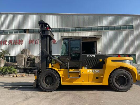 Empilhadeira para contêineres com altura de elevação de 6 metros, tipo caixa, mastro interno e externo, adequada para aplicações de transporte de contêineres com cargas pesadas