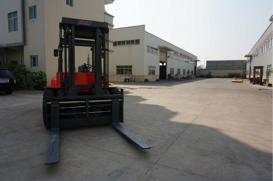 Empilhadeira 3000mm pesada de 12 toneladas Yuchai ou Cummins Engine do elevador
