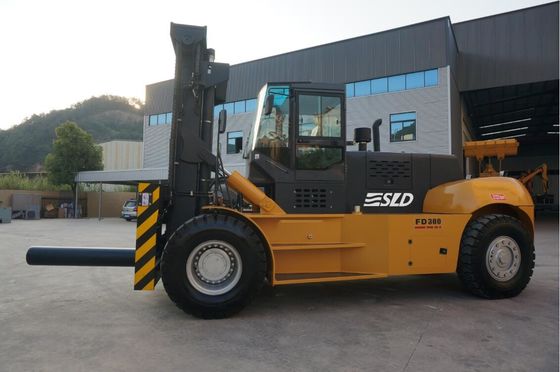 equipamento gigante do mastro FD300 30 Ton Heavy Lift Forklift Truck de 4000mm