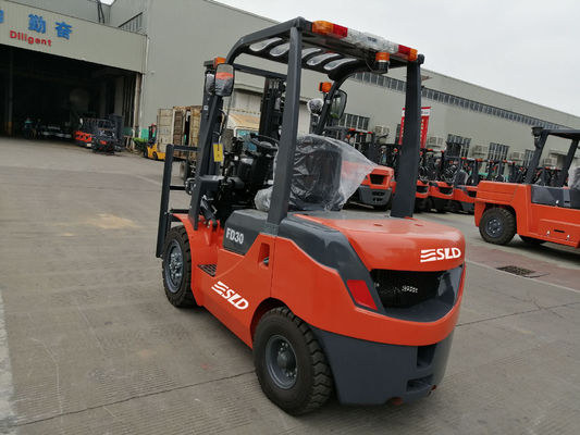 deslocamento diesel de 3m FD30 3000kg 3 Ton Forklift Truck With Side