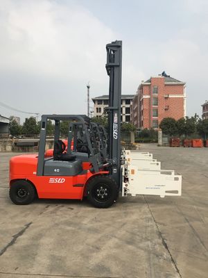 mastro de 6m que levanta a máquina de 8k 4 Ton Pallet Diesel Forklift Truck