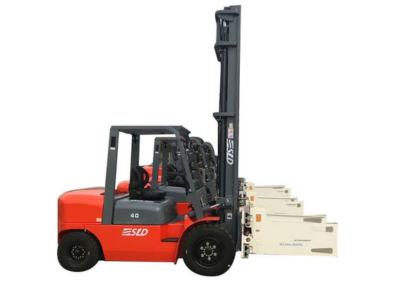 mastro de 6m que levanta a máquina de 8k 4 Ton Pallet Diesel Forklift Truck