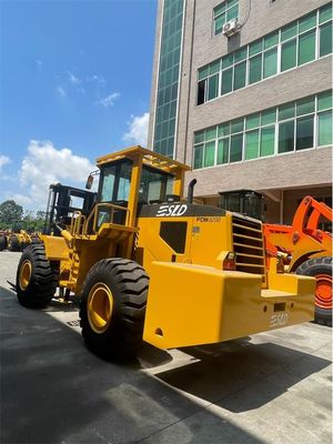O quadro em forma de caixa 20T carrega a empilhadeira de Off Road para o terreno áspero